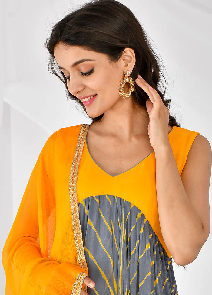 2 Pc Grey Chiffon Printed Kurti Set - Image 3
