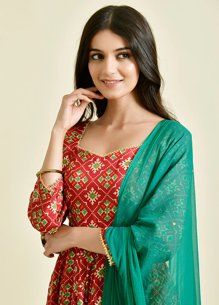 2 Pc Red Bandhani Blended Silk Kurti Set - Image 3