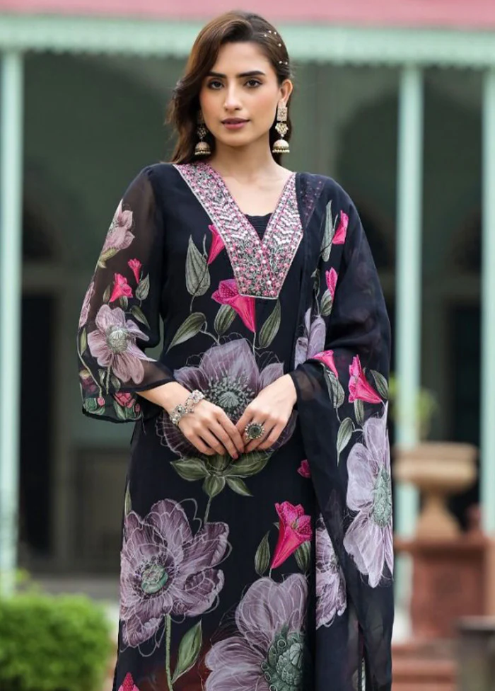3 Pc Black Readymade Georgette Dupatta Suit Set - Image 2
