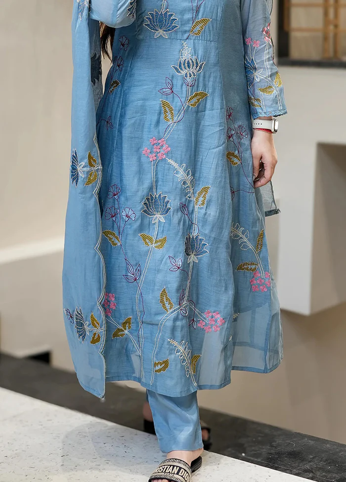 3 Pc Blue Silk Suit Set - Image 3