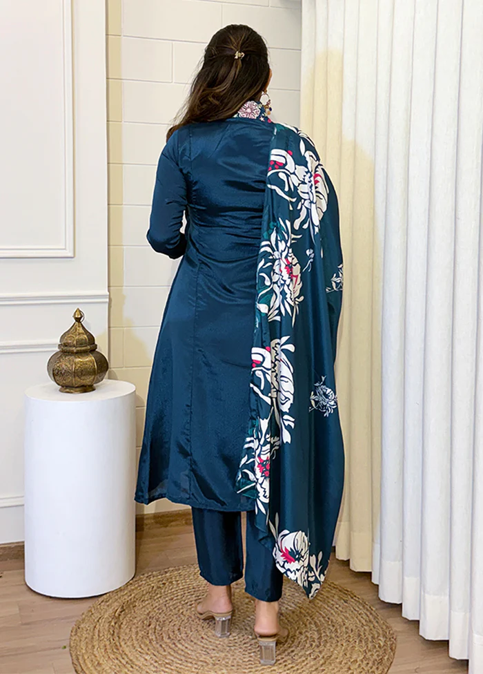 3 Pc Blue Silk Suit Set - Image 3