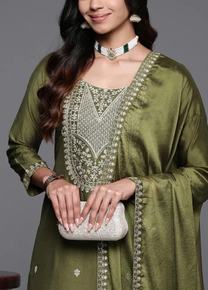 3 Pc Green Readymade Chanderi Dupatta Suit Set - Image 3