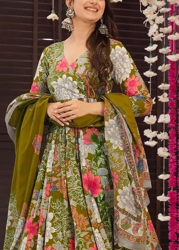 3 Pc Green Readymade Silk Suit Set - Image 3