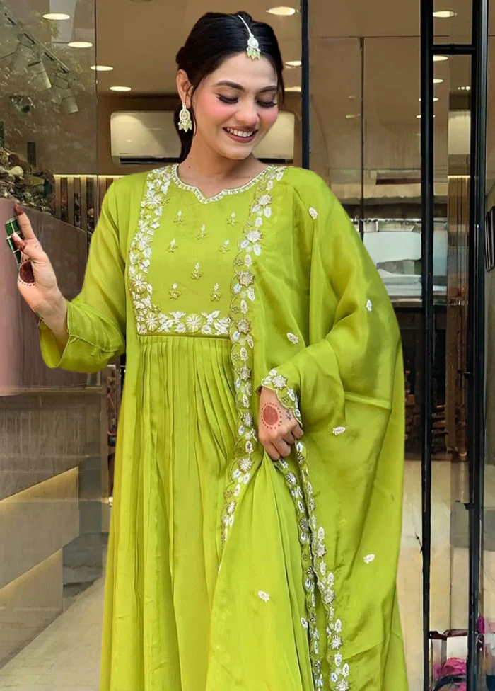 3 Pc Green Readymade Silk Suit Set - Image 2