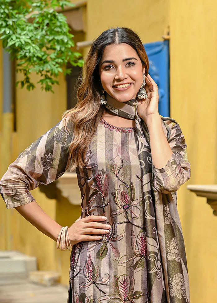 3 Pc Green Silk Suit Set - Image 2