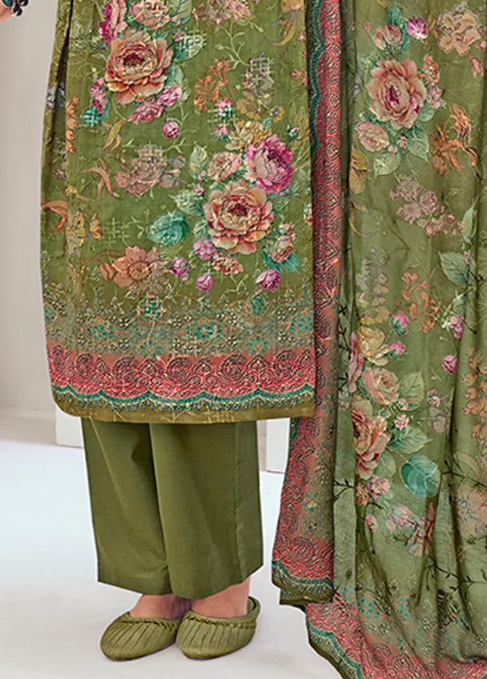 3 Pc Green Silk Suit Set - Image 3