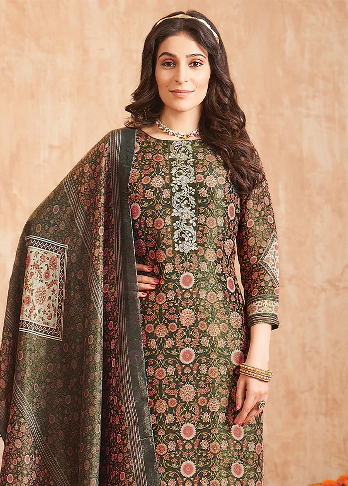 3 Pc Green Unstitched Pure Silk Suit Set - Image 2