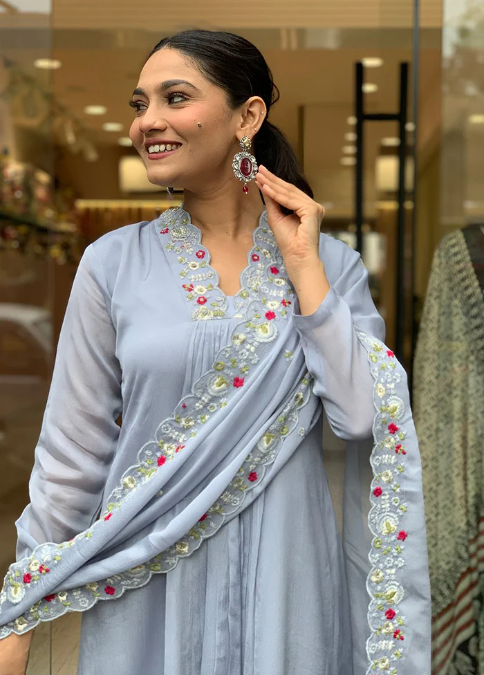 3 Pc Grey Readymade Viscose Dupatta Suit Set - Image 2