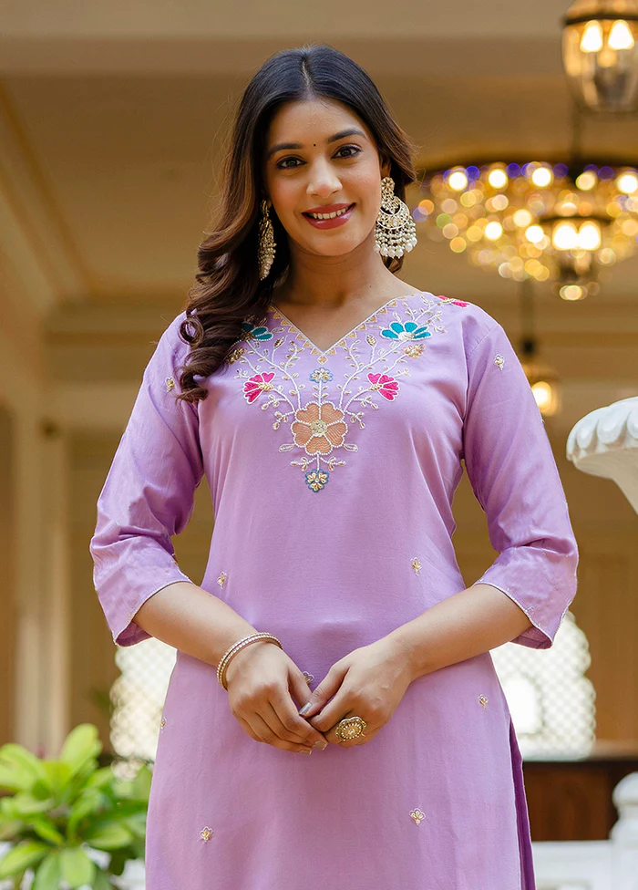 3 Pc Lavender Silk Suit Set - Image 2