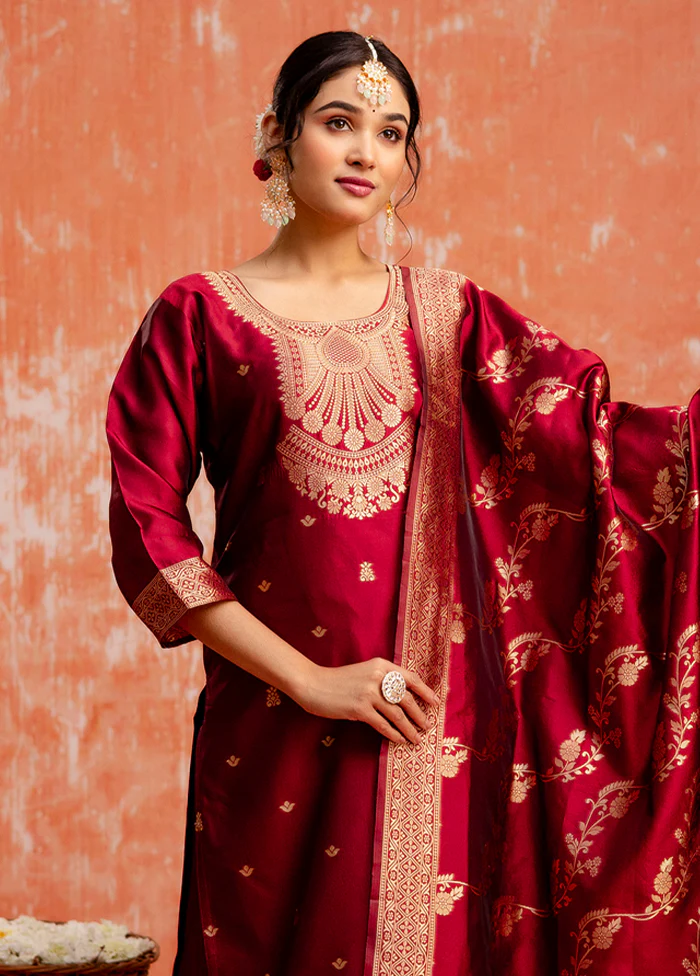 3 Pc Maroon Readymade Cotton Dupatta Suit Set - Image 2