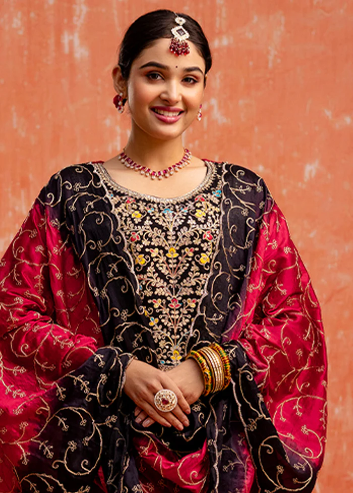 3 Pc Maroon Readymade Viscose Dupatta Suit Set - Image 2