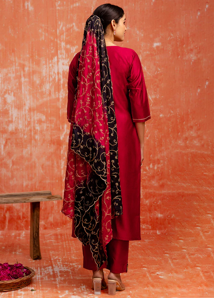 3 Pc Maroon Readymade Viscose Dupatta Suit Set - Image 3