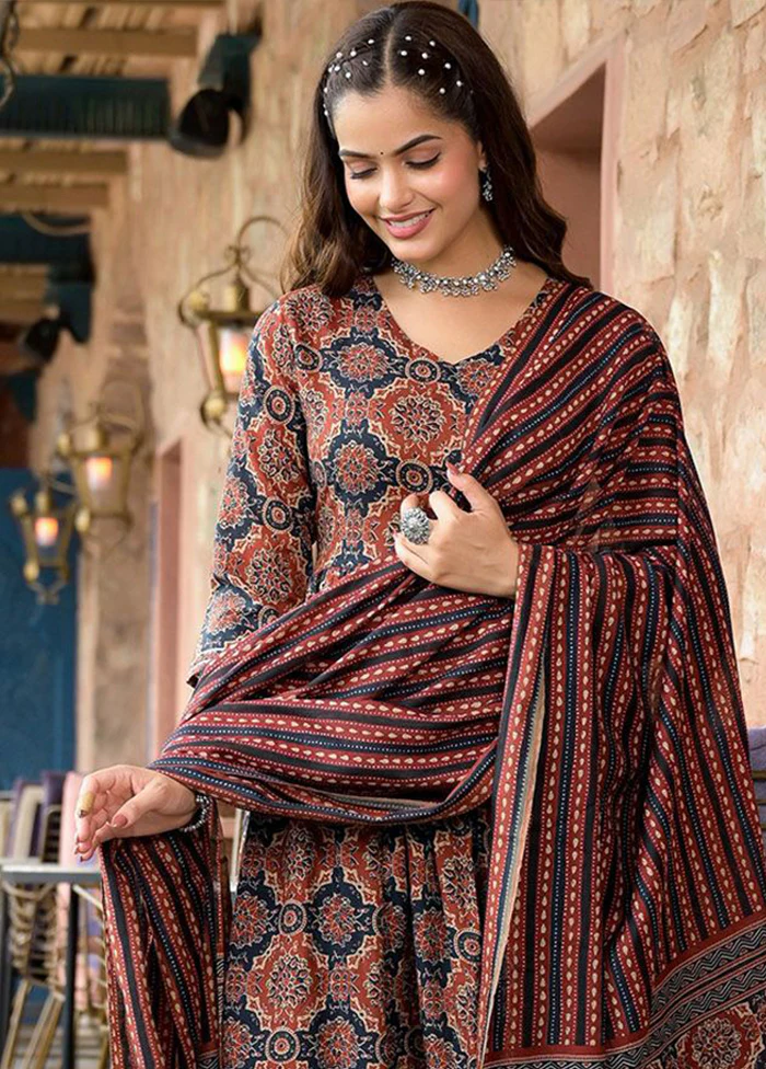 3 Pc Maroon Silk Suit Set - Image 2