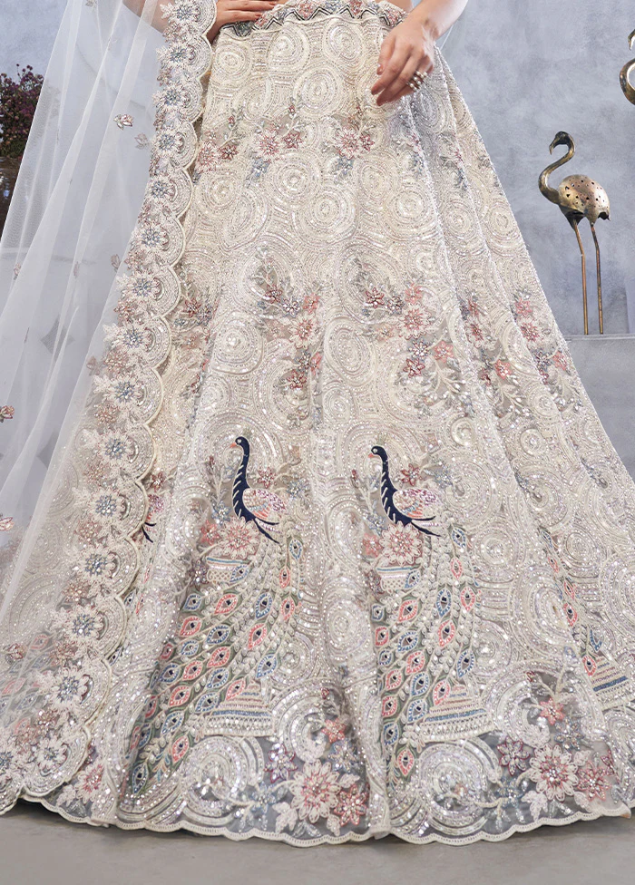 3 Pc Silver Net Semi Stitched Lehenga Set - Image 3