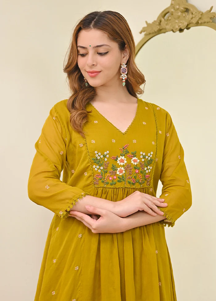 3 Pc Yellow Cotton Suit Set - Image 2