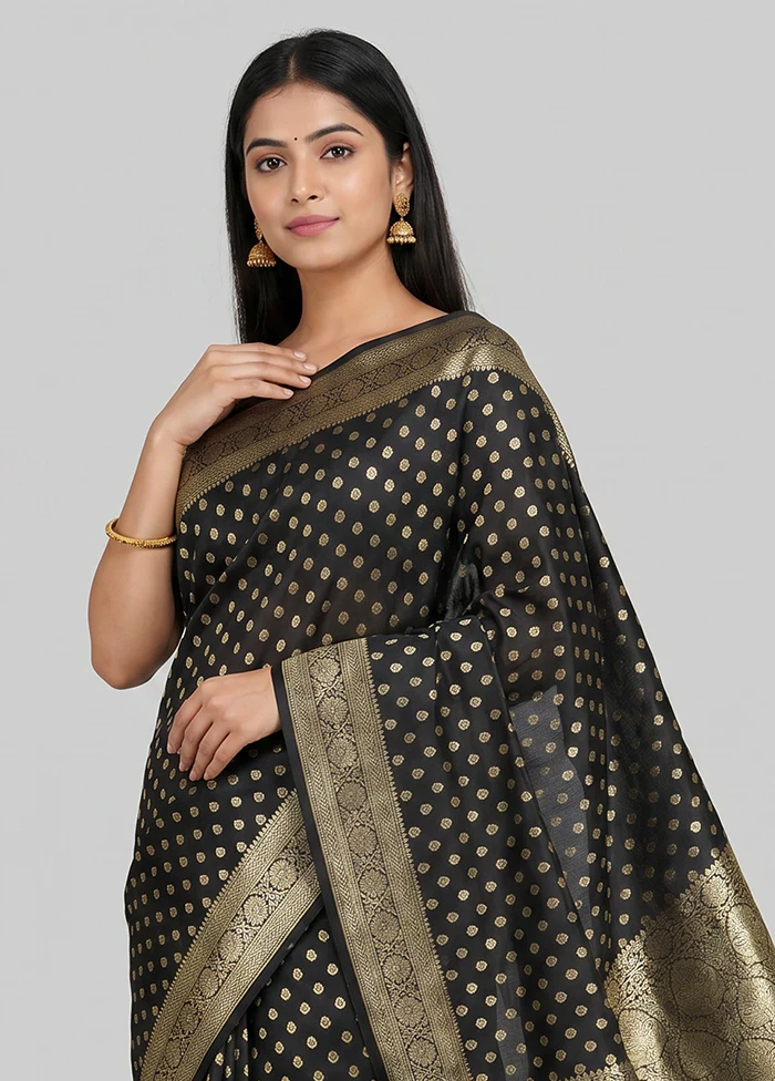Black Banarasi Silk Saree With Blouse Piece - Image 2