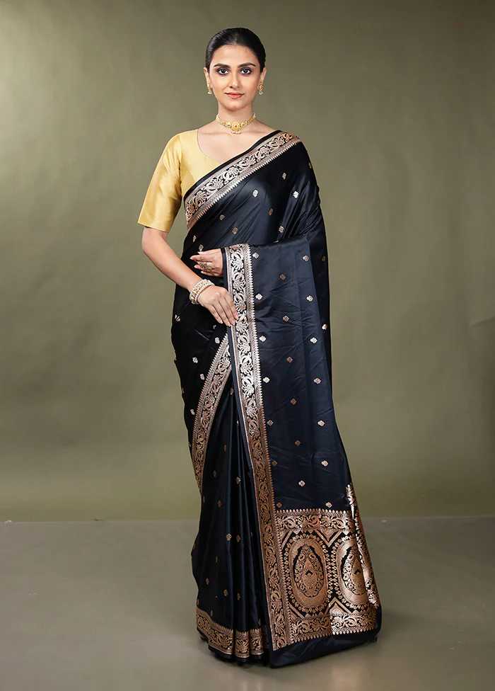 Black Banarasi Silk Saree With Blouse Piece - Image 2