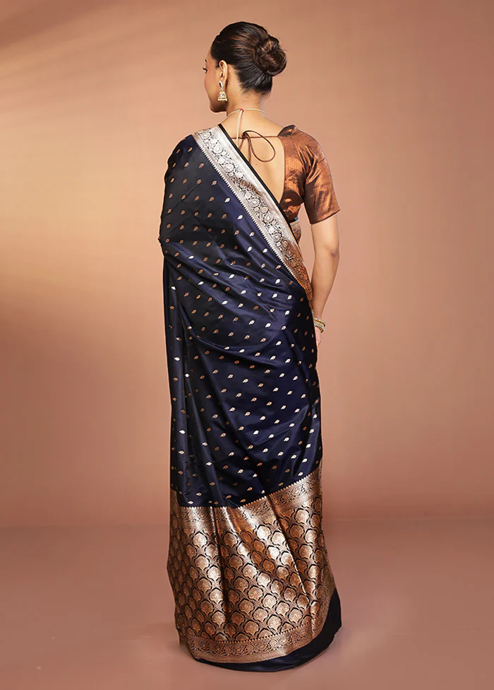 Black Banarasi Silk Saree With Blouse Piece - Image 3