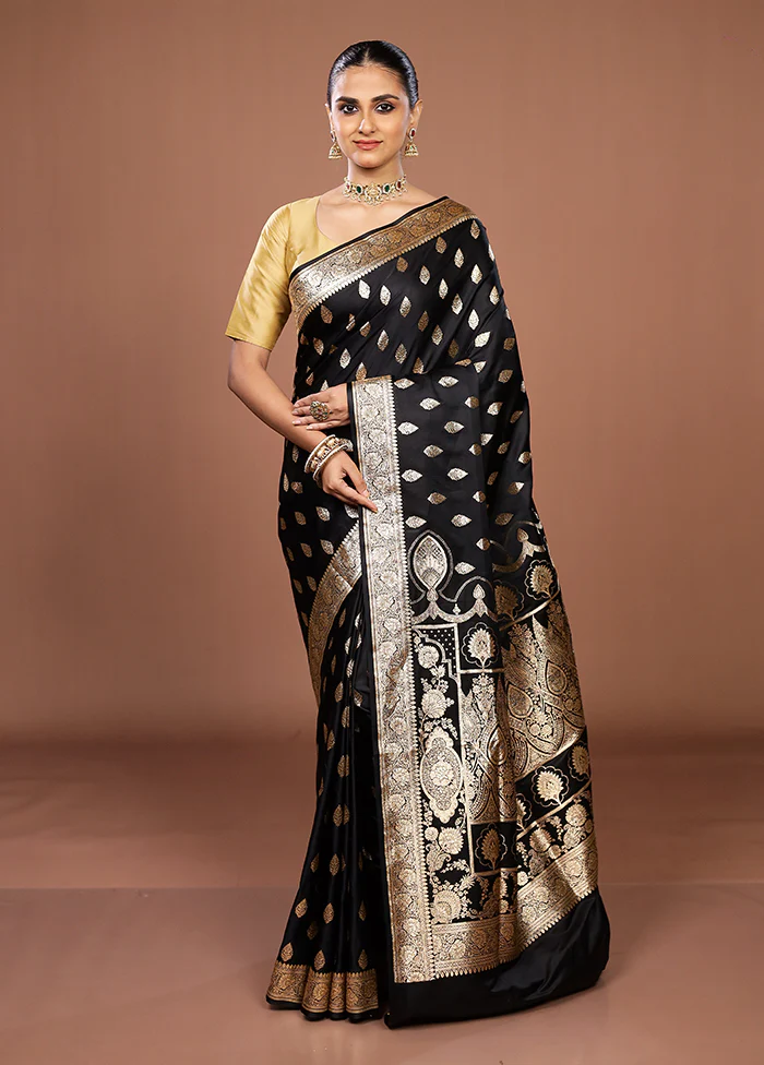 Black Banarasi Silk Saree With Blouse Piece - Image 2
