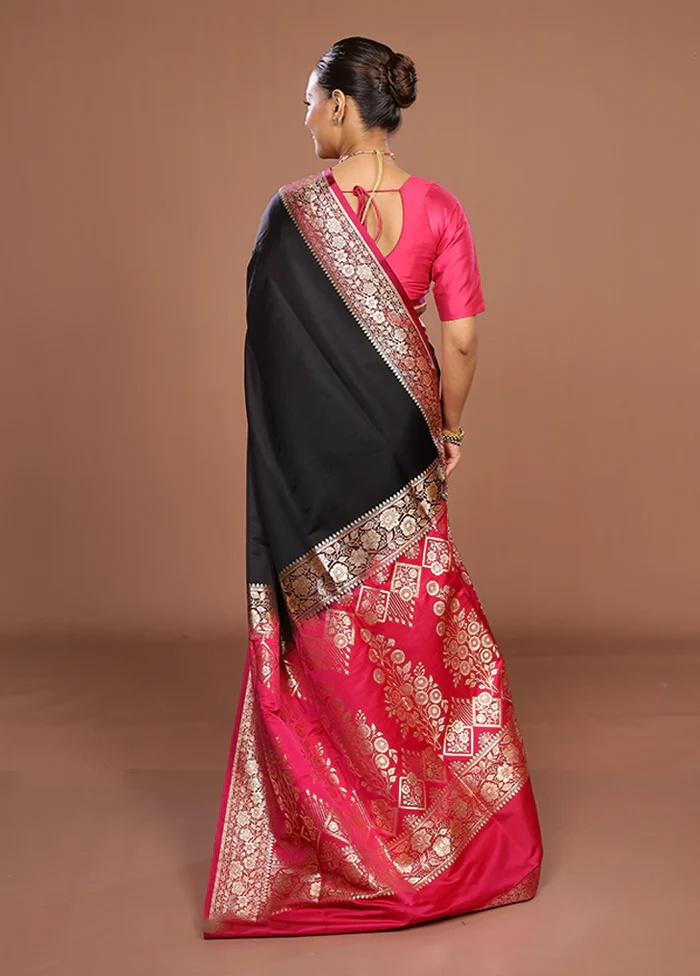 Black Banarasi Silk Saree With Blouse Piece - Image 3