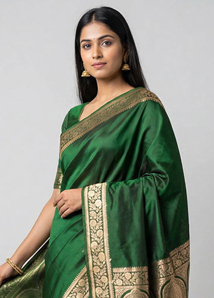 Black Banarasi Silk Saree With Blouse Piece - Image 2