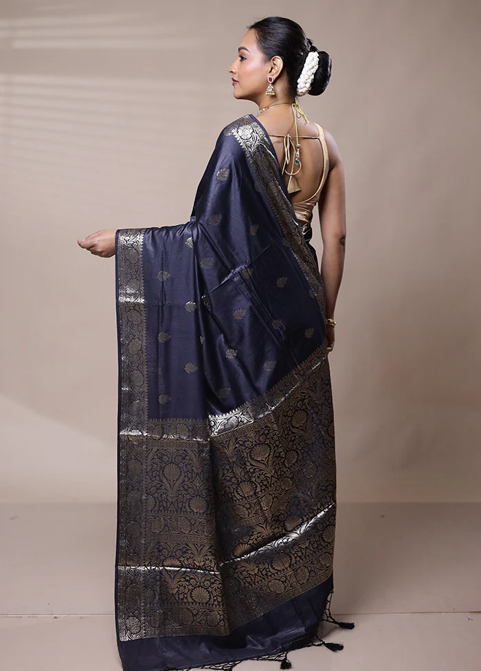 Black Cotton Saree With Blouse Piece - Image 3