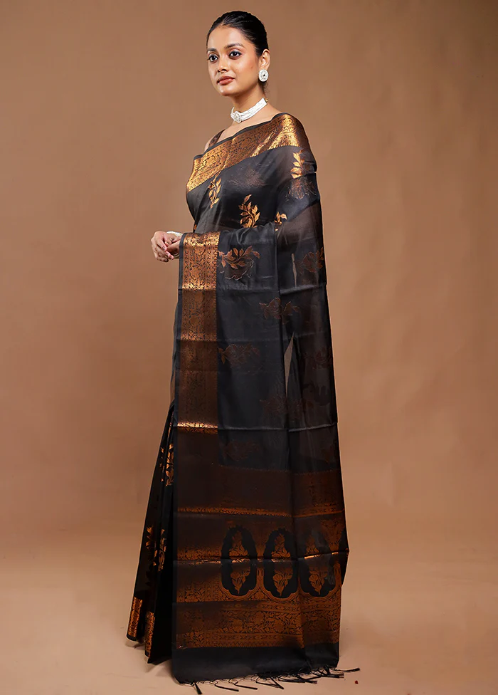 Black Cotton Saree With Blouse Piece - Image 4