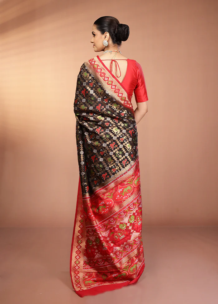 Black Dupion Silk Saree With Blouse Piece - Image 3