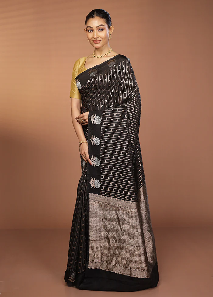 Black Dupion Silk Saree With Blouse Piece - Image 4