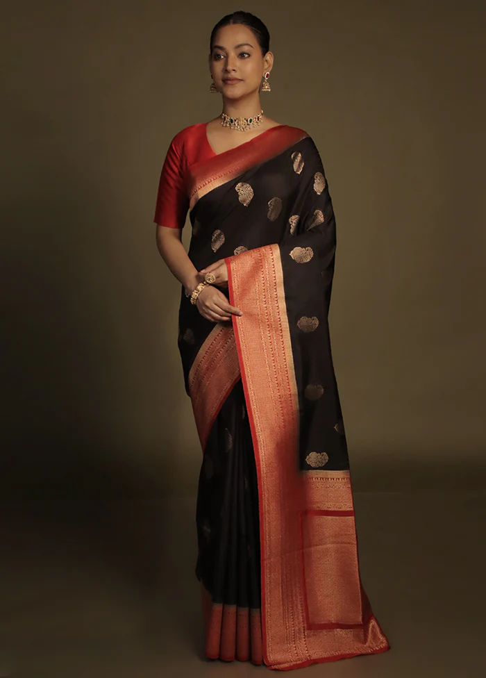 Black Dupion Silk Saree With Blouse Piece