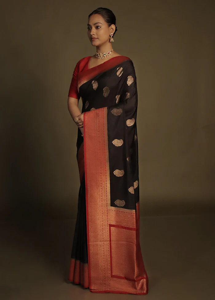 Black Dupion Silk Saree With Blouse Piece - Image 4