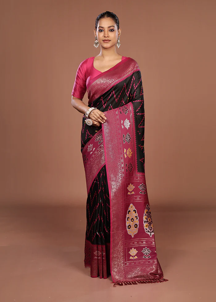 Black Dupion Silk Saree With Blouse Piece - Image 2