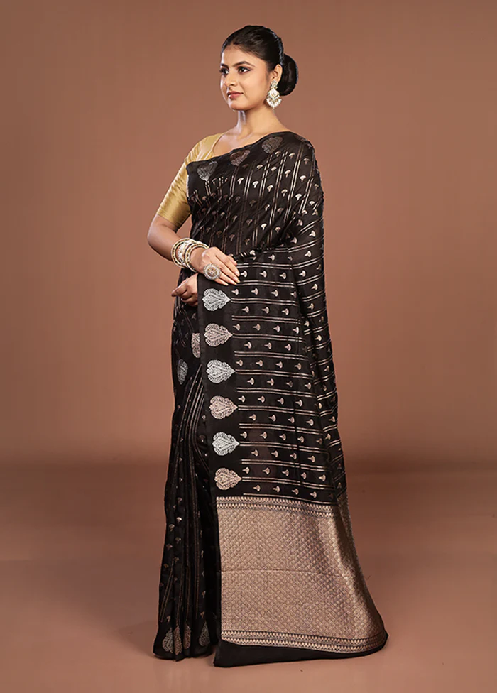 Black Georgette Saree With Blouse Piece - Image 4