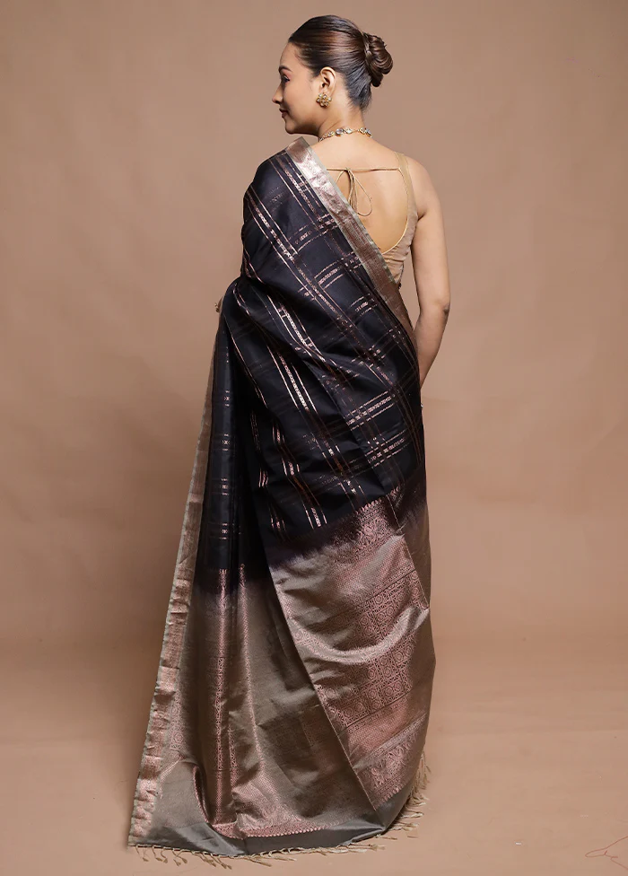 Black Handloom Kanchipuram Pure Silk Saree With Blouse Piece - Image 3