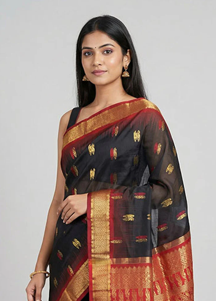 Black Handloom Kanjivaram Pure Silk Saree With Blouse Piece - Image 2