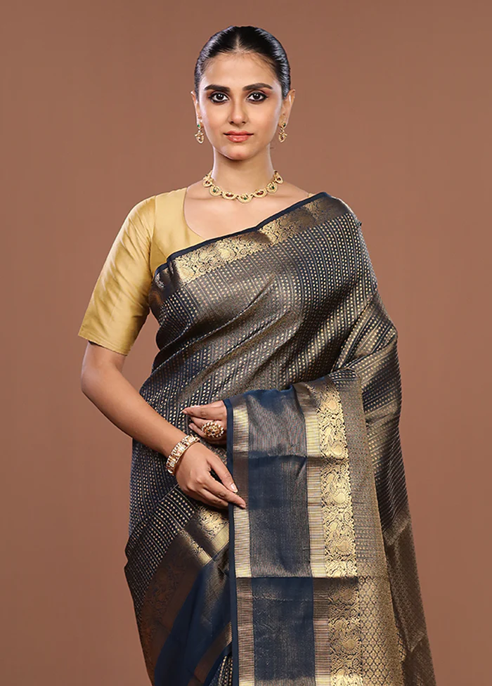Black Handloom Kanjivaram Pure Silk Saree With Blouse Piece