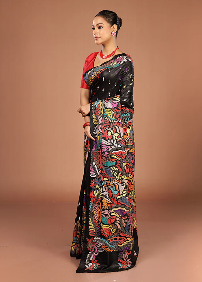 Black Handloom Kantha Stitch Pure Silk Saree With Blouse Piece - Image 4