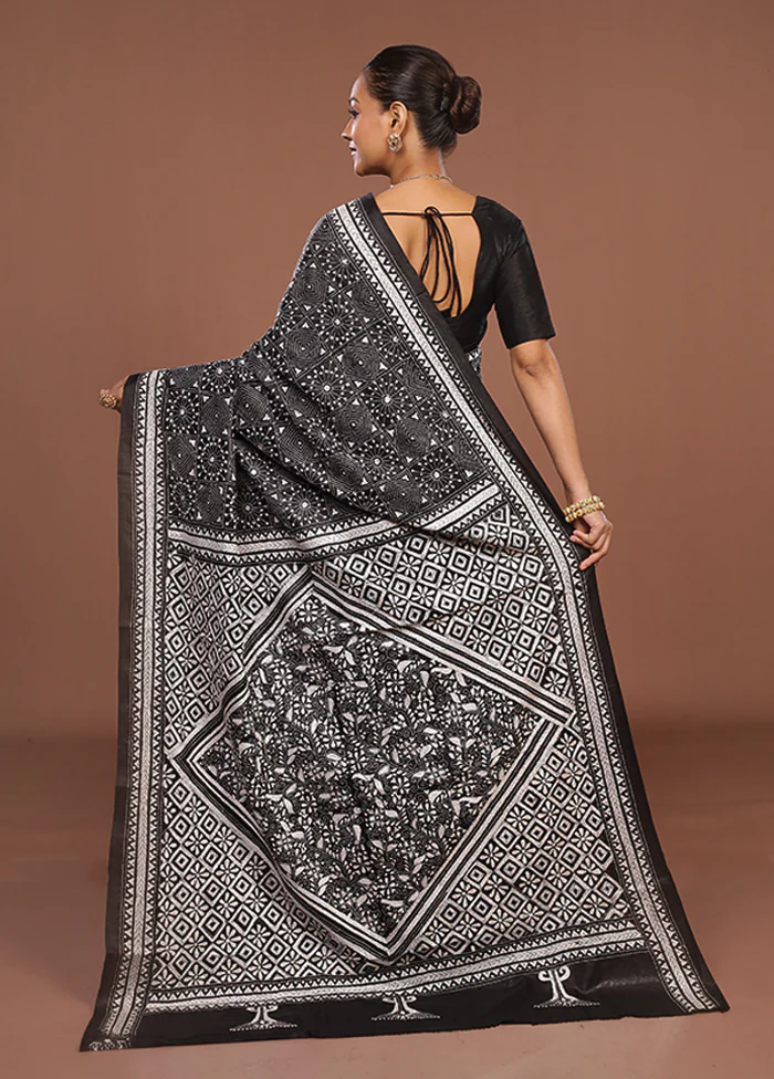 Black Handloom Kantha Stitch Pure Silk Saree With Blouse Piece - Image 3