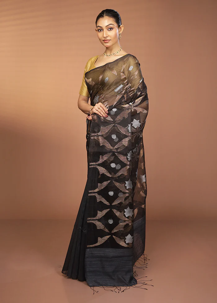 Black Handloom Matka Pure Silk Saree With Blouse Piece - Image 4