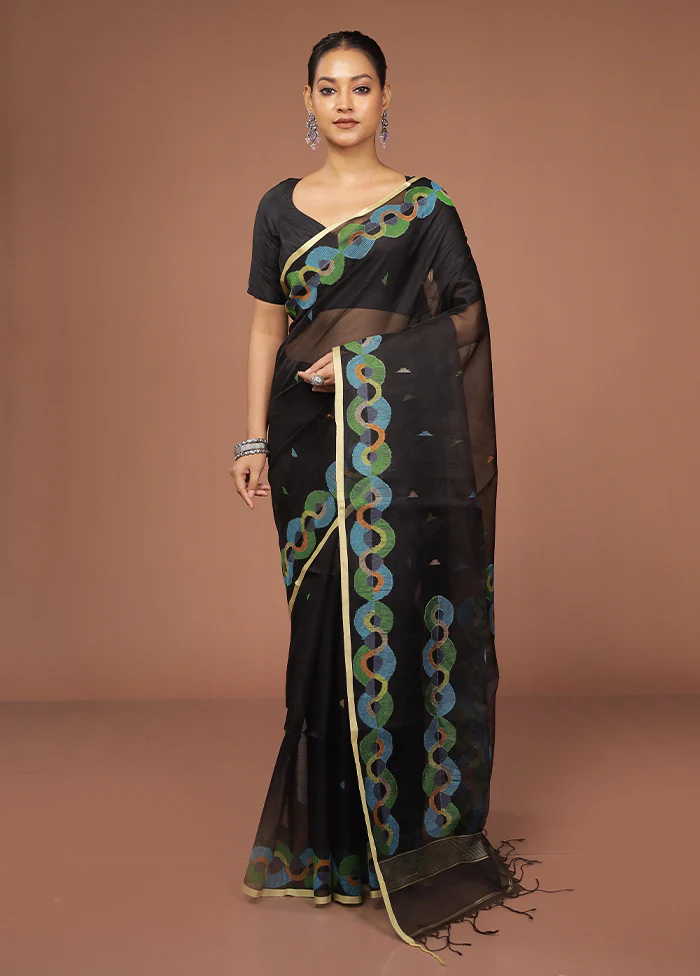 Black Handloom Matka Pure Silk Saree With Blouse Piece - Image 2