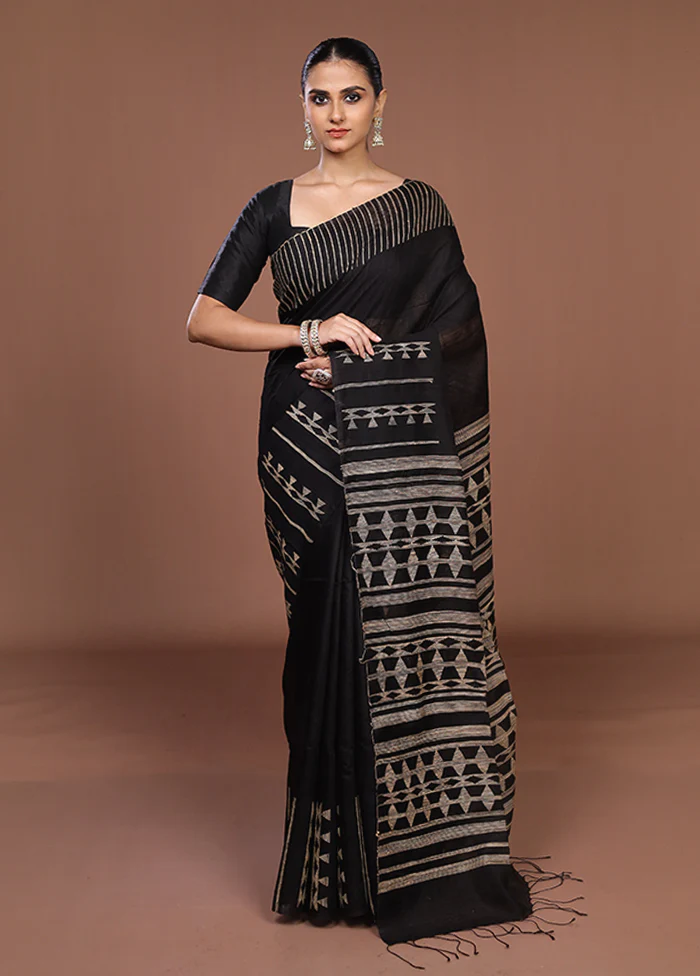 Black Handloom Matka Pure Silk Saree With Blouse Piece - Image 2
