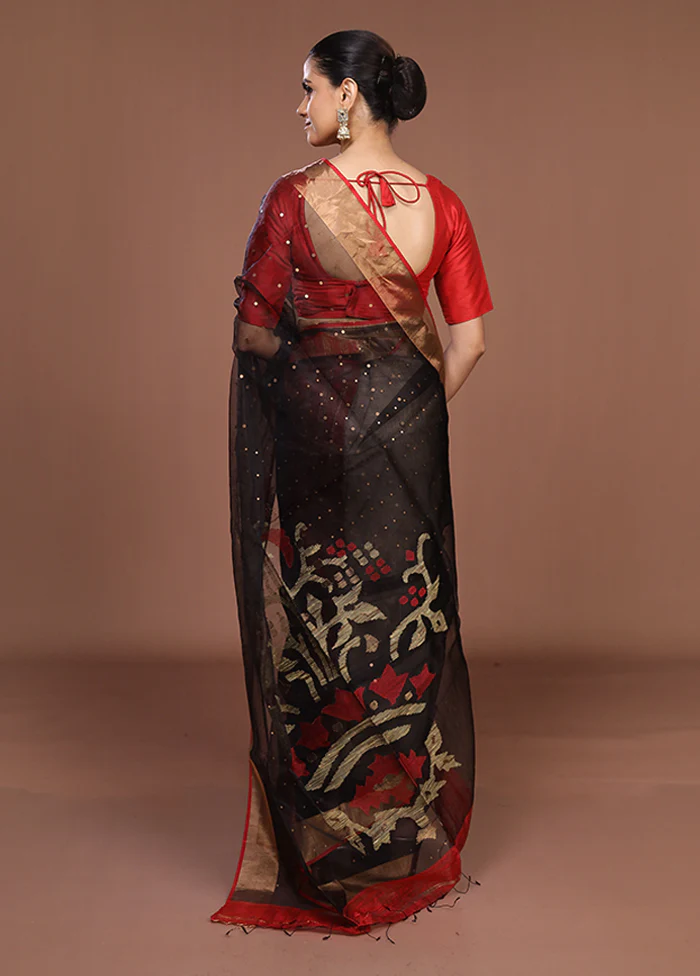 Black Handloom Matka Pure Silk Saree With Blouse Piece - Image 3
