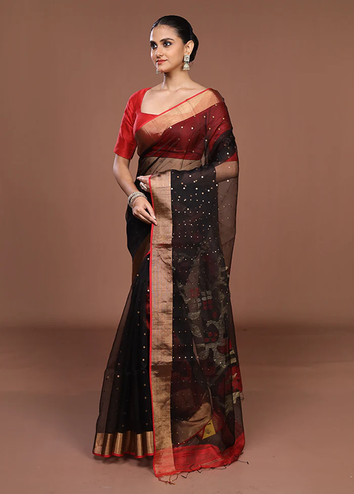 Black Handloom Matka Pure Silk Saree With Blouse Piece - Image 4