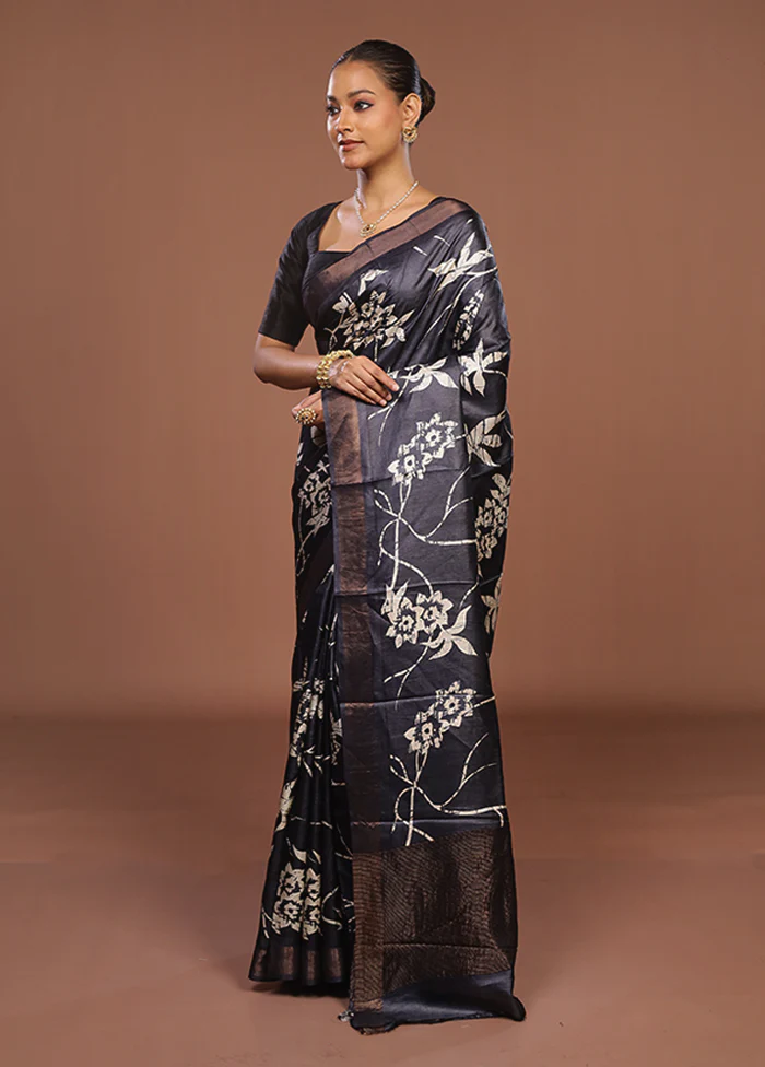 Black Handloom Tussar Pure Silk Saree With Blouse Piece - Image 4