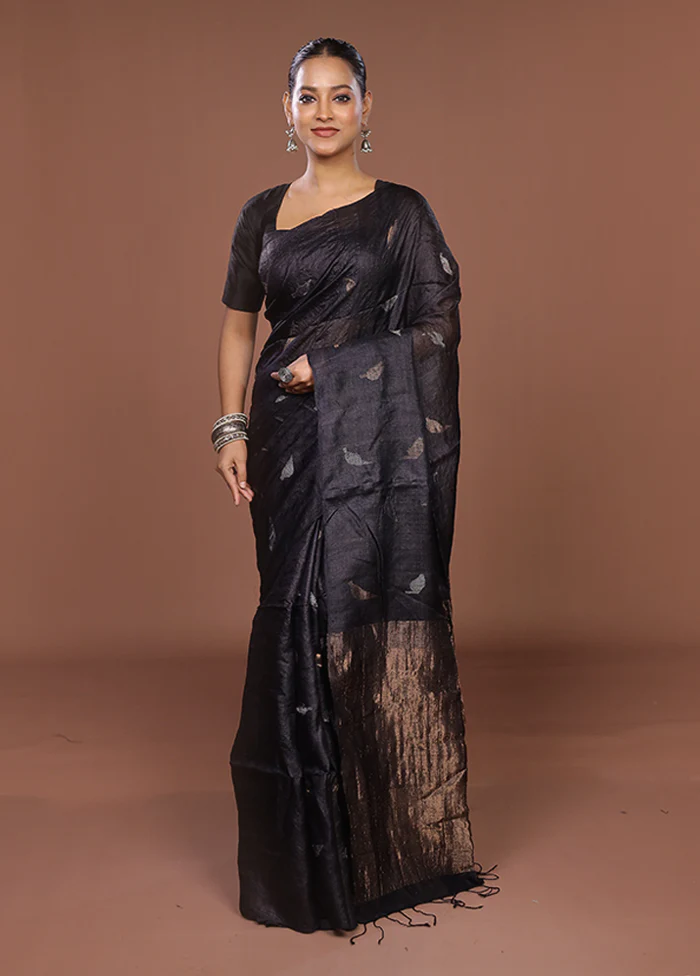 Black Handloom Tussar Pure Silk Saree With Blouse Piece - Image 2
