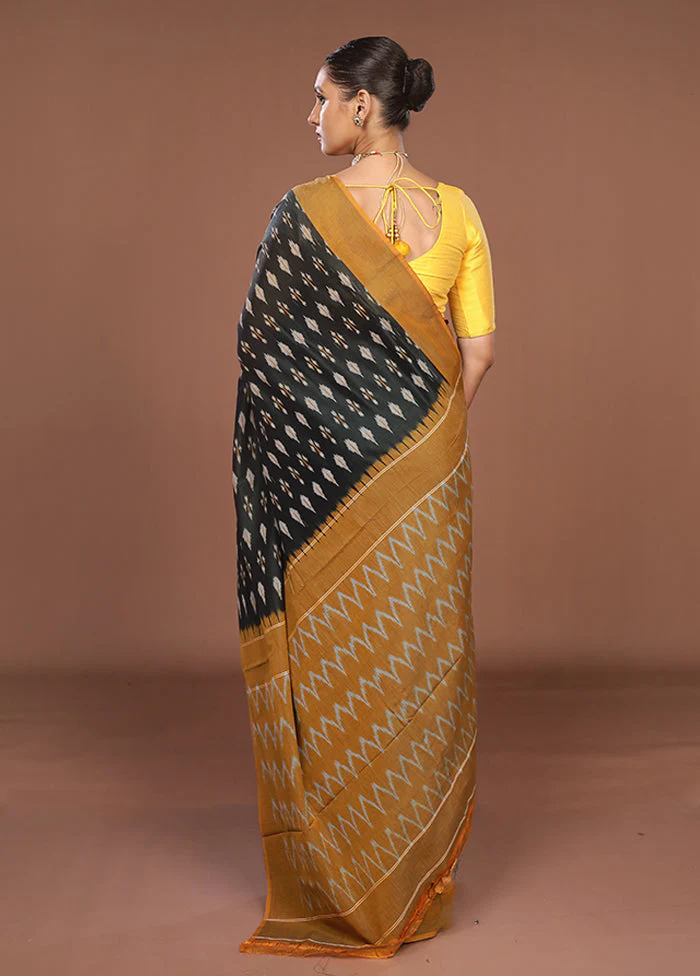 Black Ikkat Cotton Saree Without Blouse Piece - Image 3