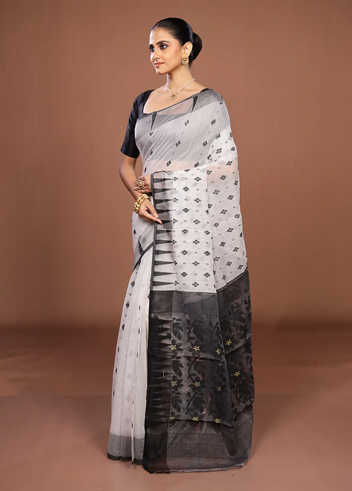 Black Jamdani Cotton Saree Without Blouse Piece - Image 4