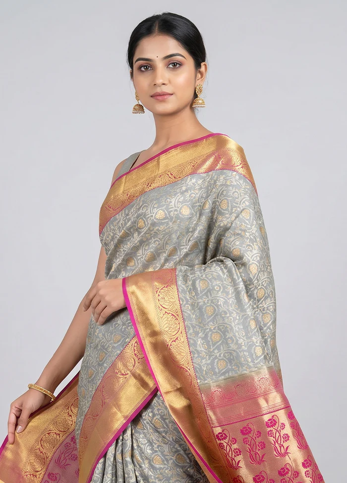 Black Kanjivaram Silk Saree With Blouse Piece - Image 2