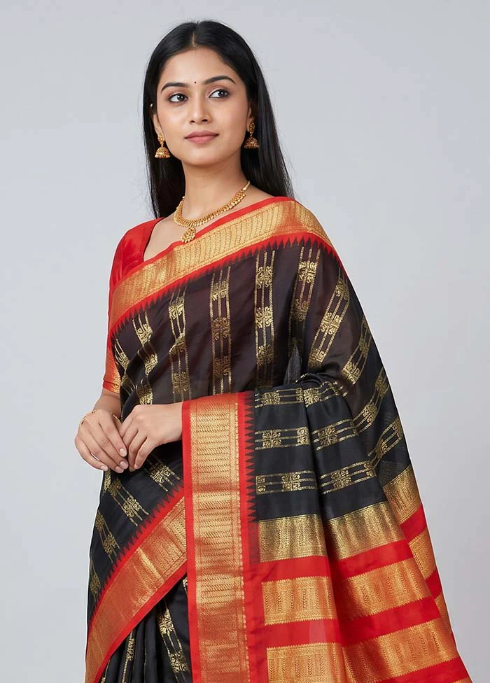 Black Kanjivaram Silk Saree With Blouse Piece - Image 2