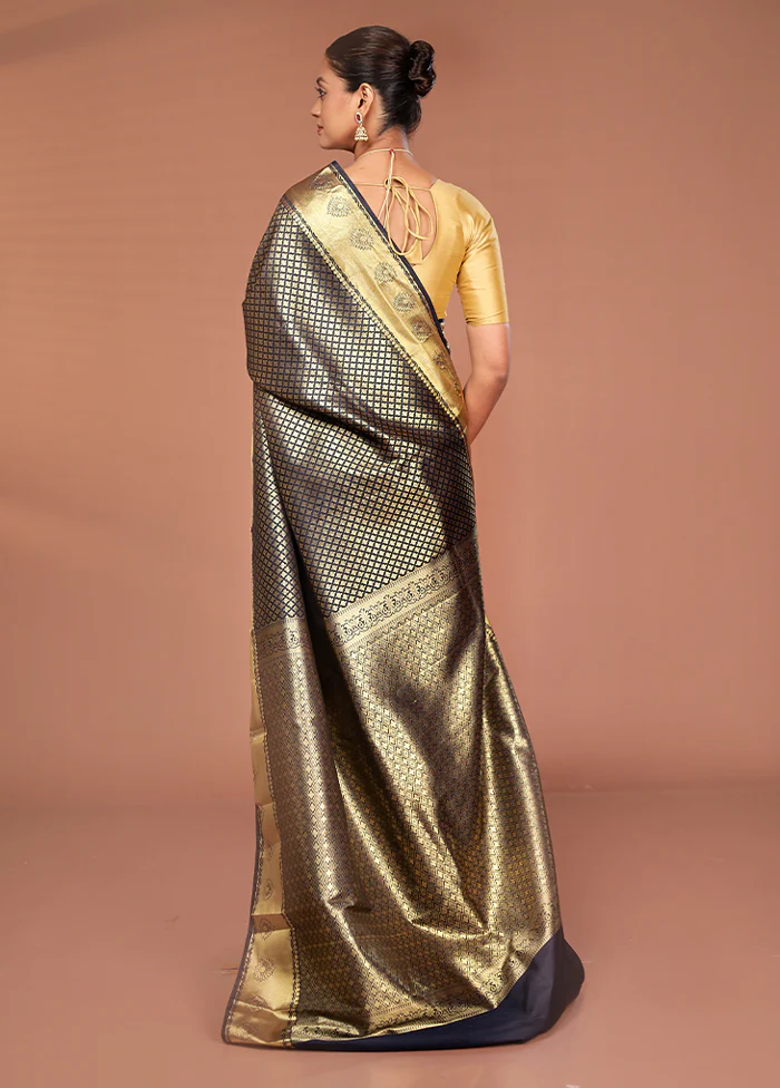 Black Kanjivaram Silk Saree With Blouse Piece - Image 3